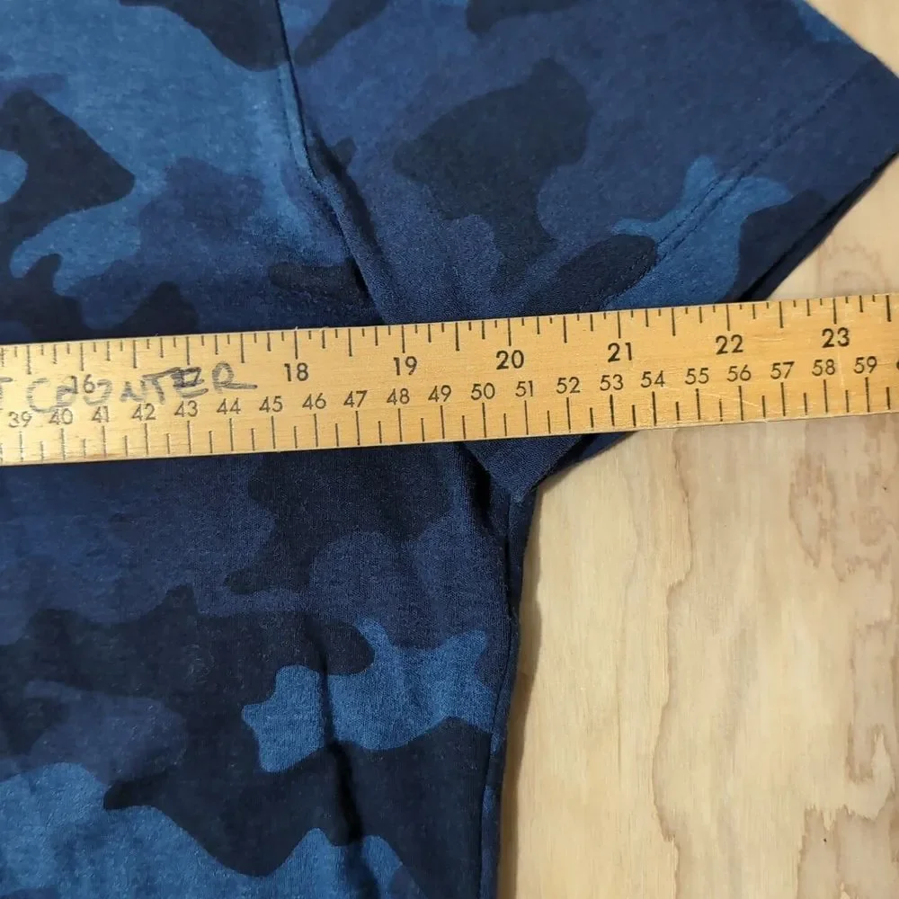 Banana Republic Shirt Men M Blue‎ Camouflage Luxury Touch Performance Polo Rugby